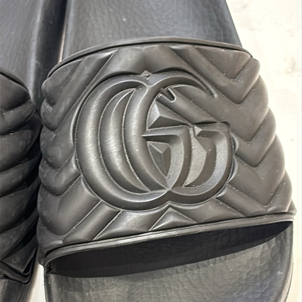 Gucci double G matelasse slides size 9 - Picture 3 of 5